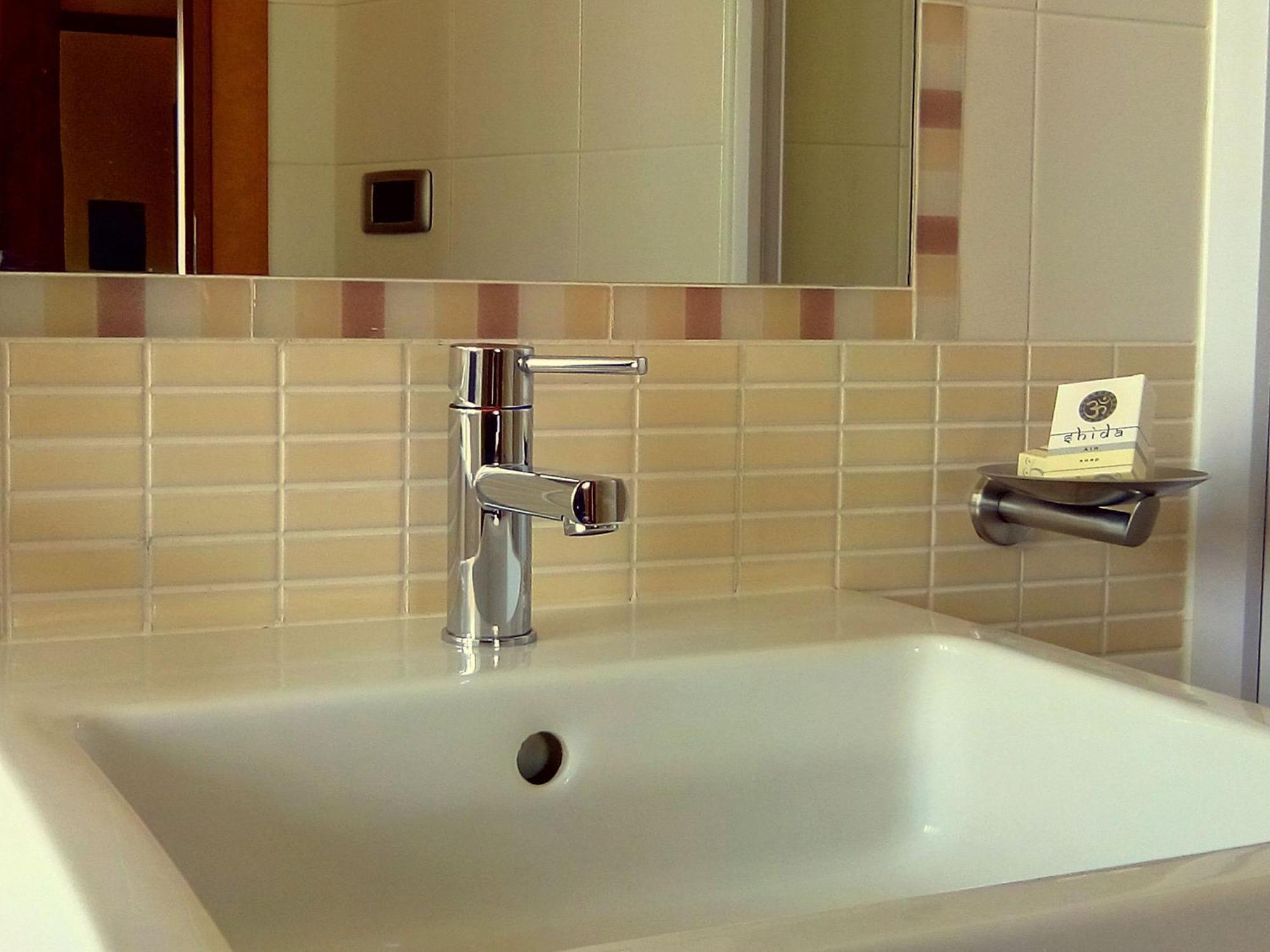 Hotel Conte Ruggero セッラ・サン・ブルーノ 部屋 写真