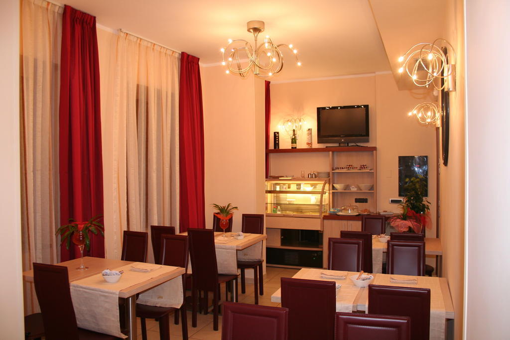 Hotel Conte Ruggero セッラ・サン・ブルーノ エクステリア 写真