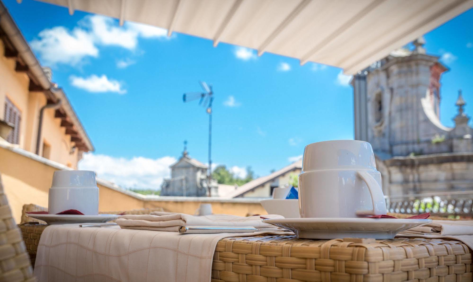 Hotel Conte Ruggero セッラ・サン・ブルーノ エクステリア 写真